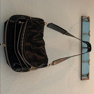 COPY - Henri Bendel Jet Setter Asymmetric Messeng…